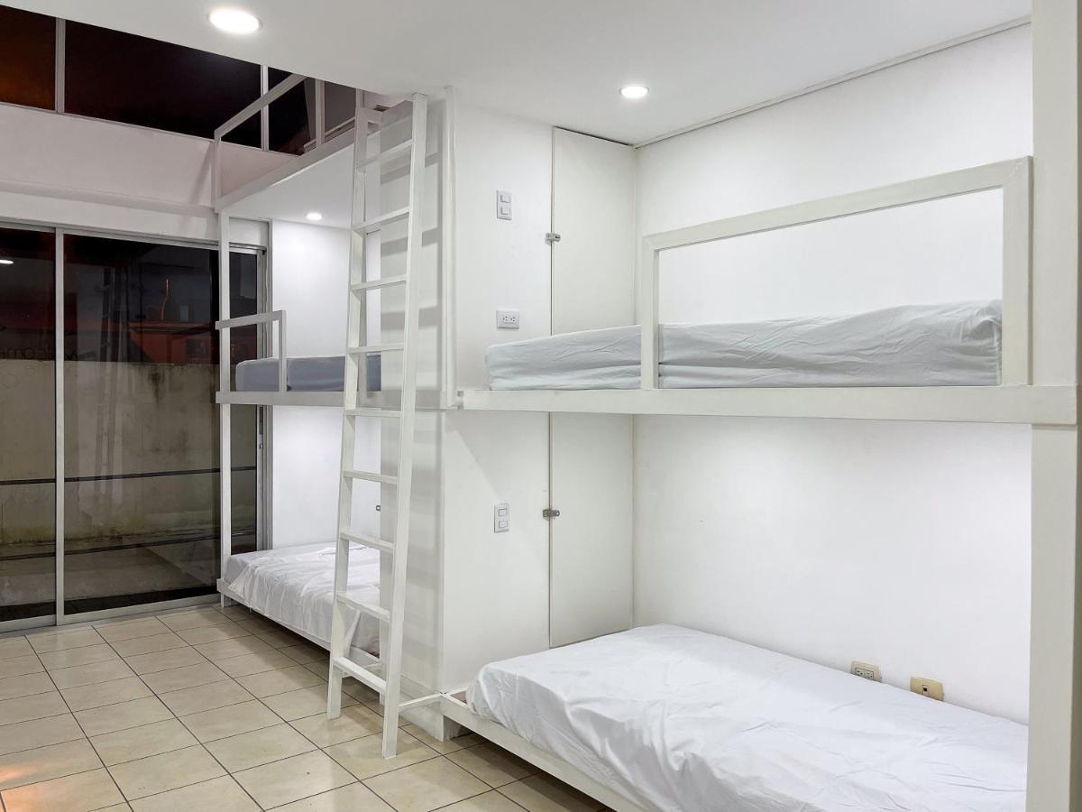 Sjo Oasis Hostel Сан-Хосе Экстерьер фото